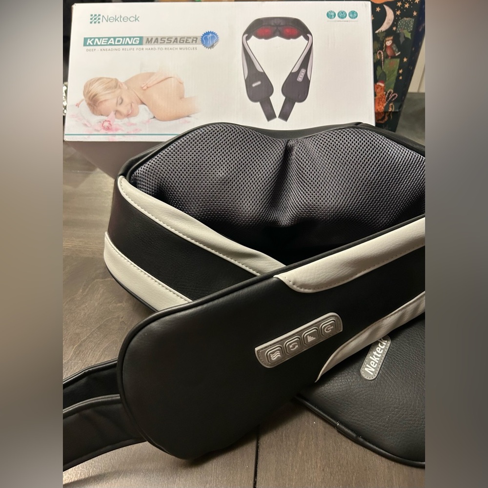Nekteck Kneading Massager